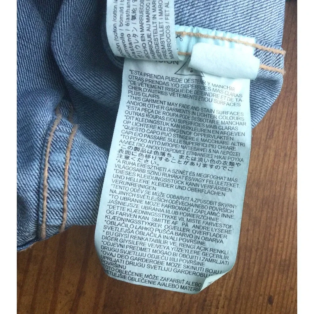 Zara Denim Jacket Mens M Trucker Bomber‎ Celebrate Your Friendships Distressed
